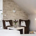 Гостьовий будинок Haus Brieden 3*